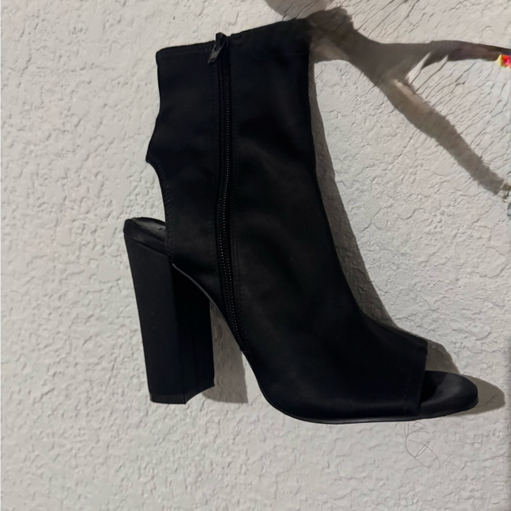 Steve Madden Black Heeled Boots